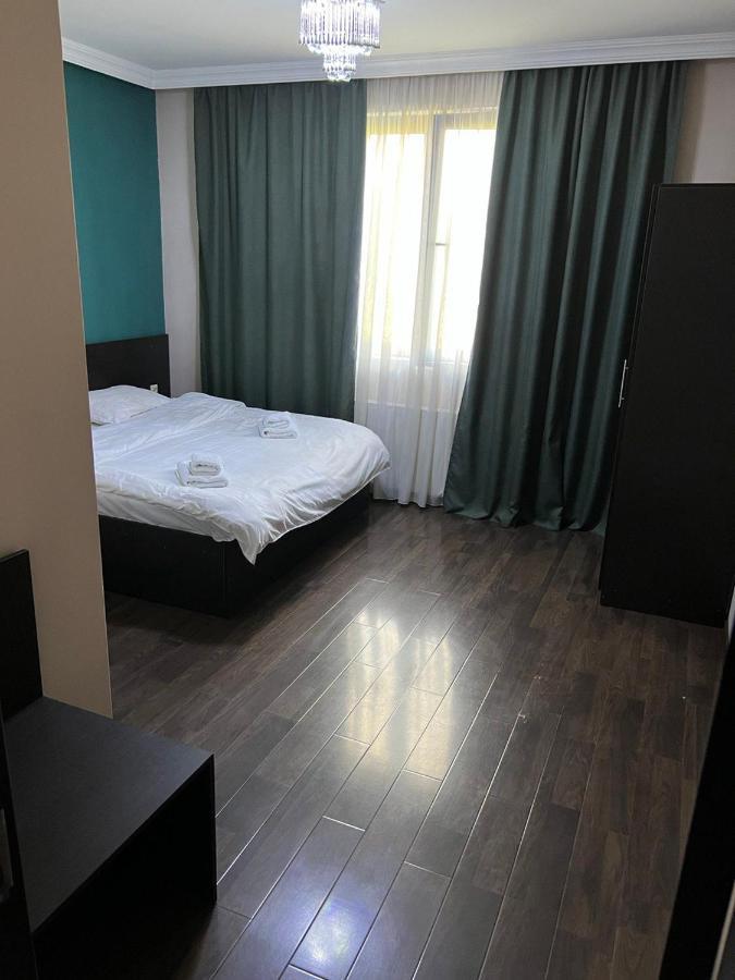 Monte Bianco Bed & Breakfast Mestia Bagian luar foto