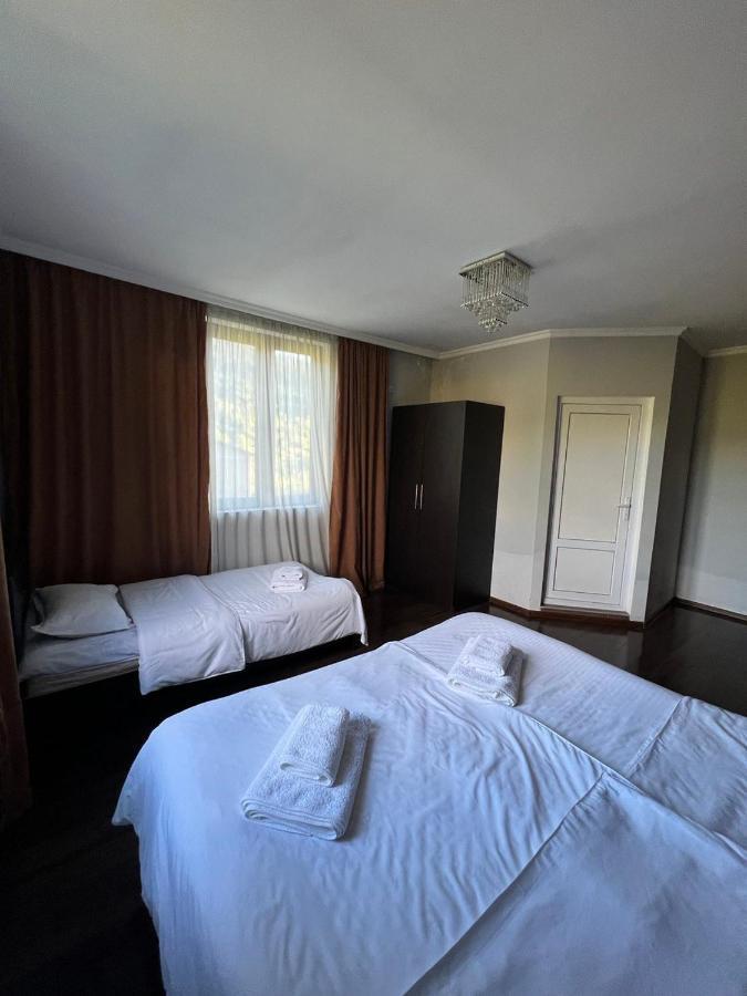 Monte Bianco Bed & Breakfast Mestia Bagian luar foto